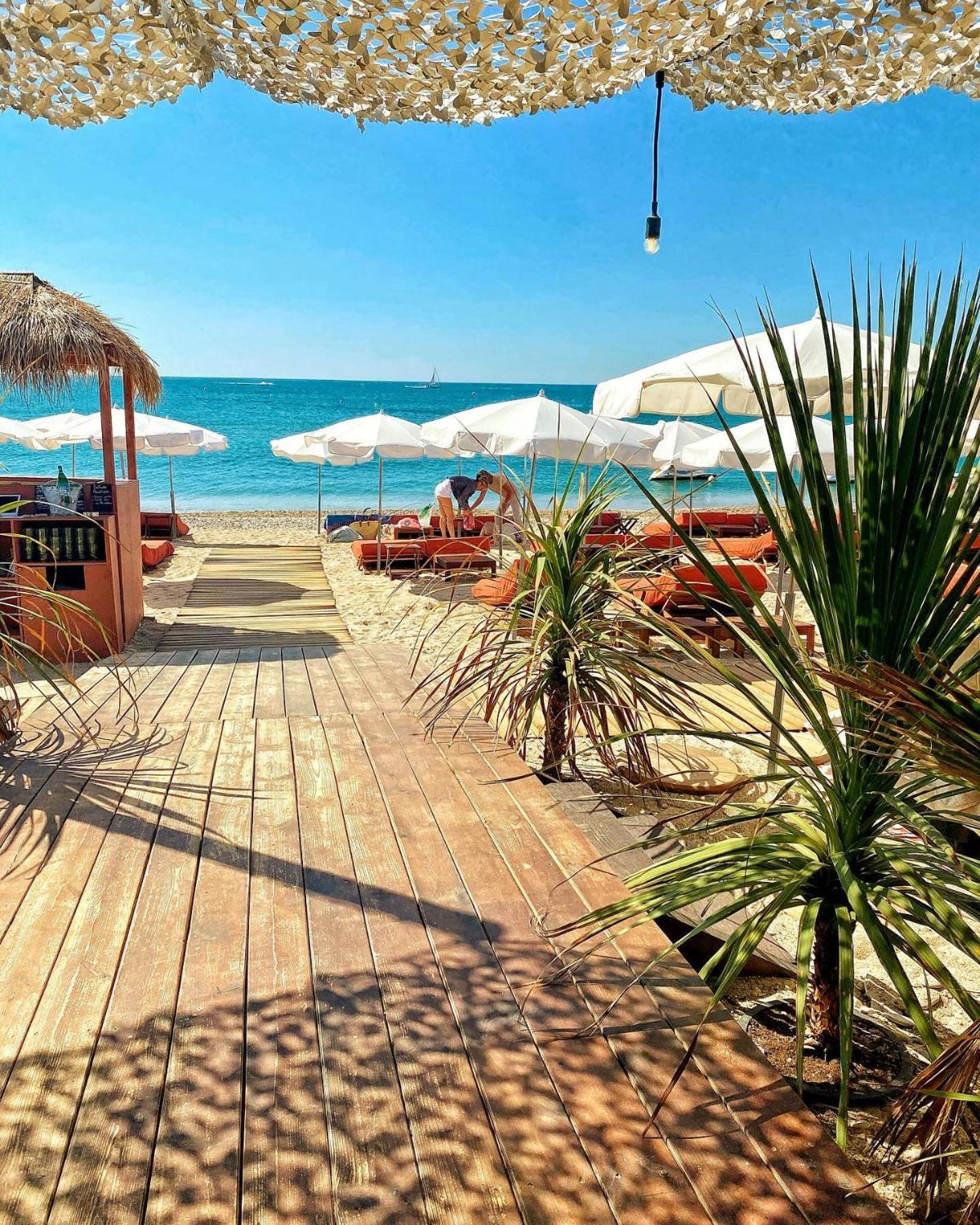 Appartement 1Ere Ligne Piscine Terrasse Au Bord De La Plage Front De Mer Avec 6 Velos Palavas-les-Flots Exterior photo